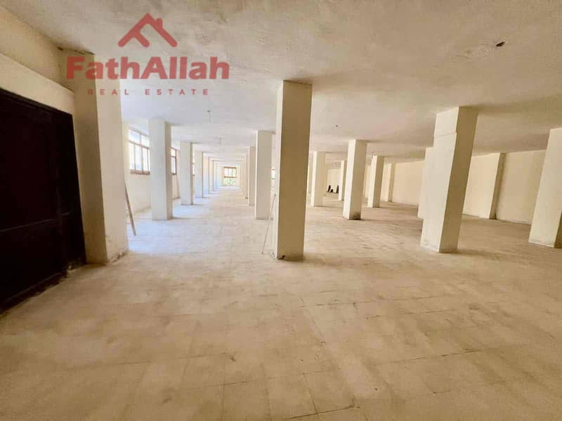 4 4dc46e35-1adb-4f06-8ead-c7451f67a897. jpg