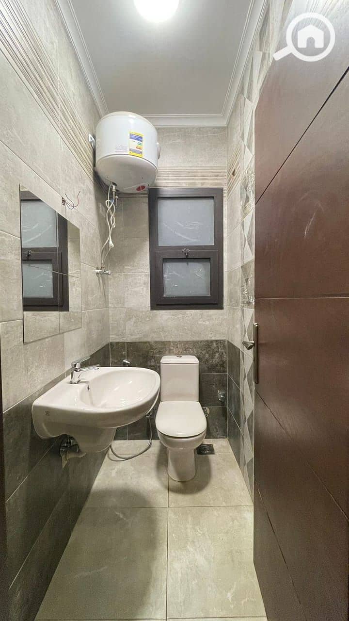 8 WhatsApp Image 2025-10-20 at 3.05. 49 PM (1). jpeg