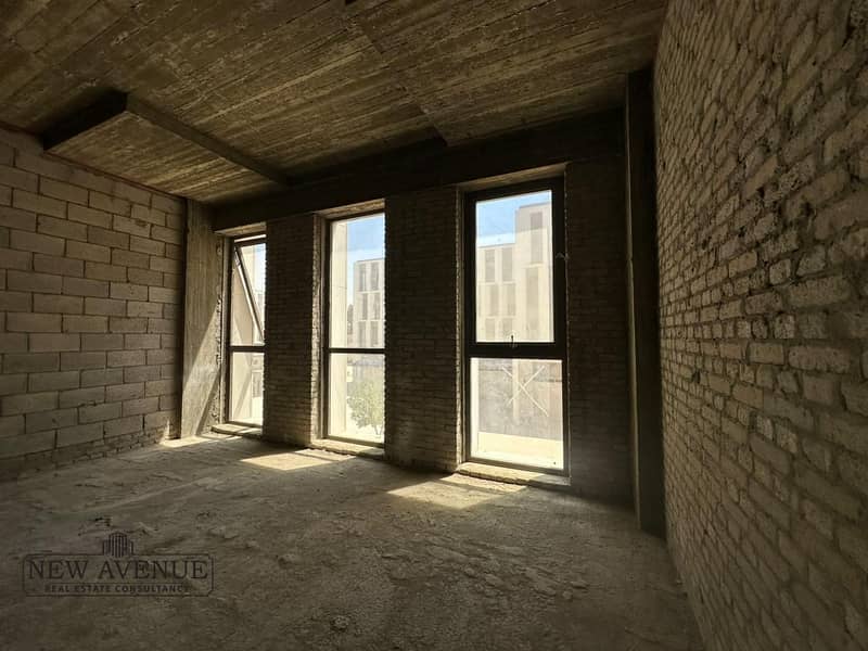 2 WhatsApp Image 2025-09-17 at 1.05. 03 PM. jpeg