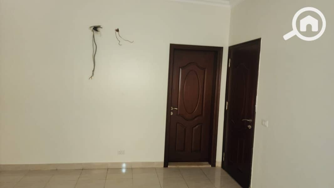 15 WhatsApp Image 2025-10-21 at 12.22. 27_e4823ef6. jpg