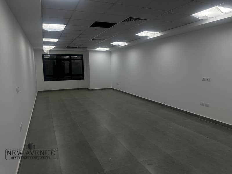 5 WhatsApp Image 2025-09-21 at 5.45. 35 PM (1). jpeg