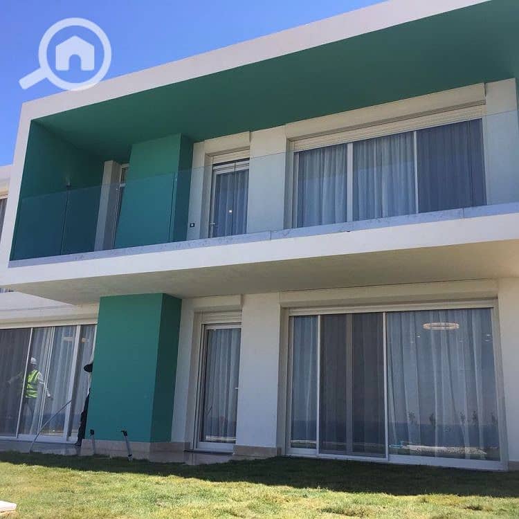 8 0ab1eb44-442f-4ba1-9403-02d6a7c40ce7. jpeg