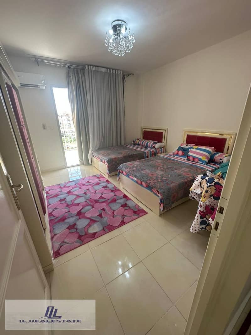 4 0559534b-0a78-4bbc-9faf-0f5478d46f5d. jpg