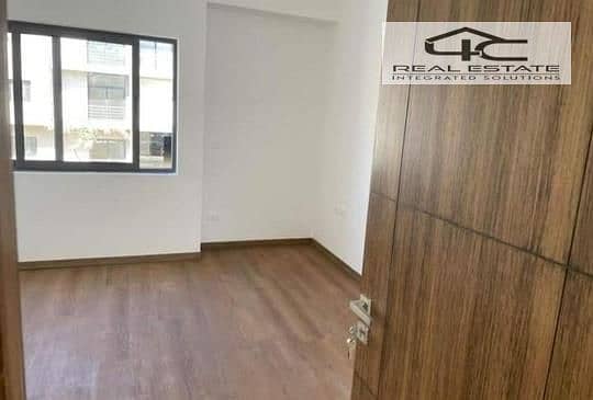 2 4d9105ec-a1ad-43f9-8fba-c6ce42a29894 - Copy - Copy. jpg