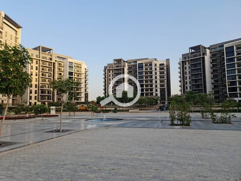 2 f4d7bb56-23de-4811-8a71-7c5588e9df62. jpg