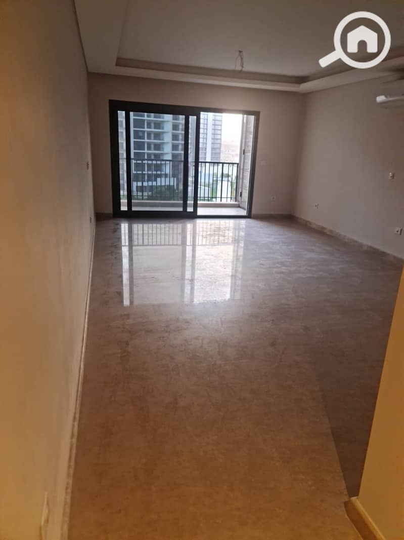 3 7fa9f591-16fb-488e-8e34-7b72d4549e4a. jpg