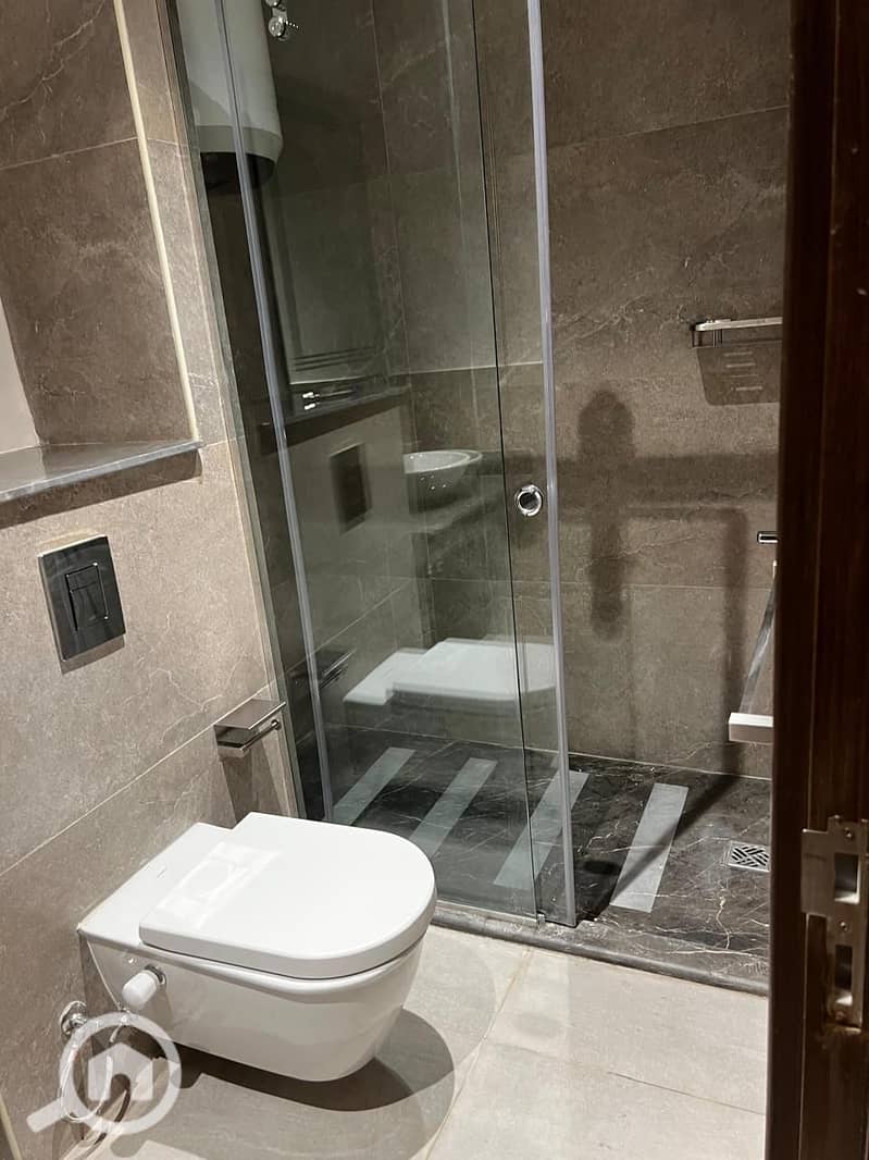 5 27f225df-1b27-4a45-bb93-6bea537e2eb0. jpg