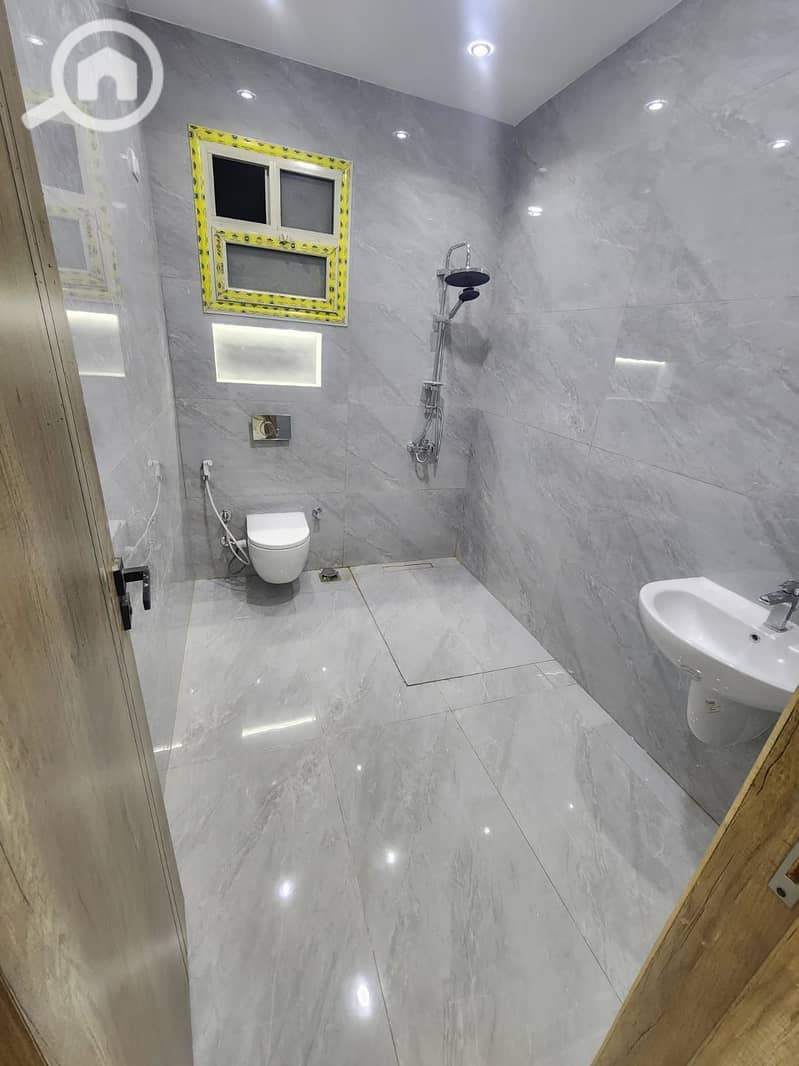 9 WhatsApp Image 2025-10-12 at 7.43. 17 PM. jpeg