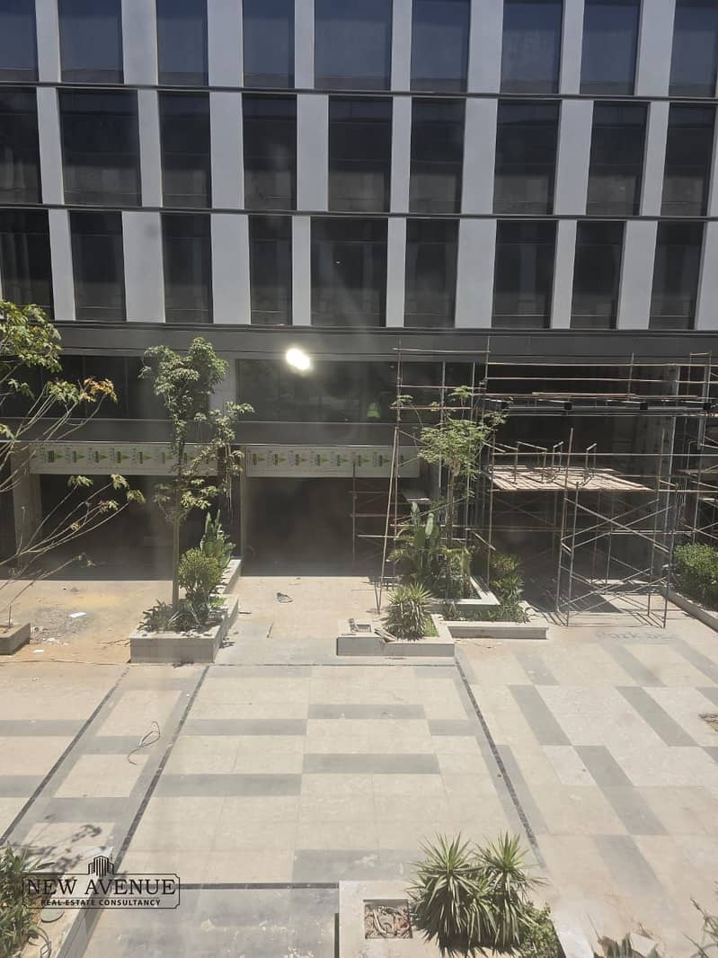 4 WhatsApp Image 2025-09-28 at 3.33. 28 PM (2). jpeg