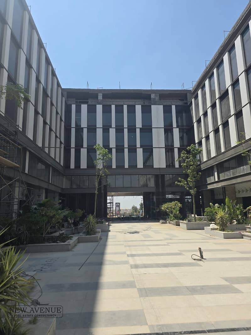 5 WhatsApp Image 2025-09-28 at 3.33. 28 PM (1). jpeg