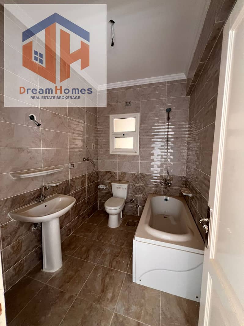 4 WhatsApp Image 2025-10-21 at 11.59. 52. jpeg