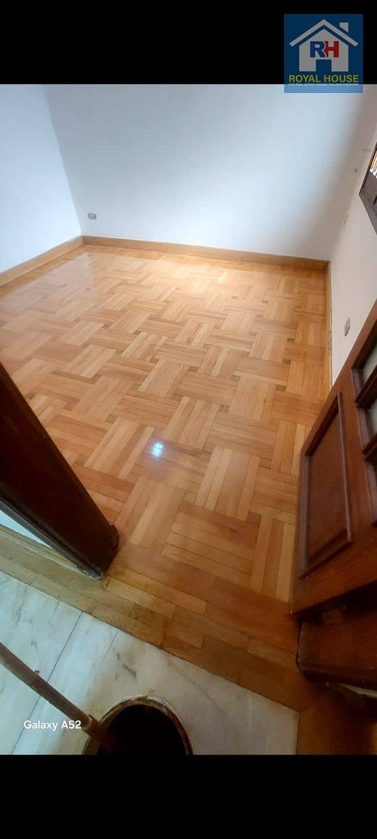 4 efa4d7d0-7ced-400e-95cc-0afd33c37f2e. jpg