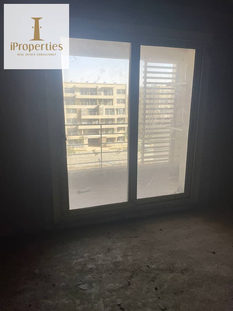 2 7574bf96-05e5-4594-897f-e5218dd8ebb1. jpeg