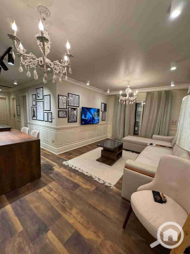 1000155878. jpg 1000155878. jpg