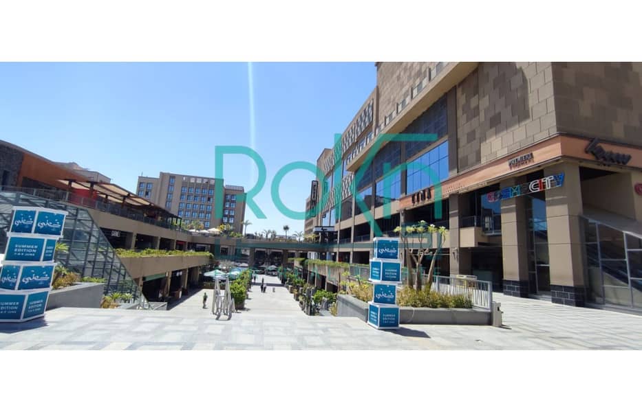 5 ca907e1a-5332-4a71-8b06-52c5fcbaf5b5. jpg