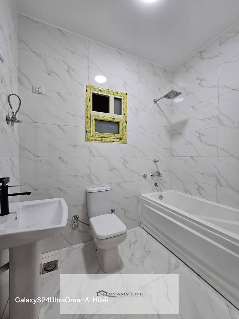 6 WhatsApp Image 2025-09-29 at 5.58. 04 PM (1). jpeg