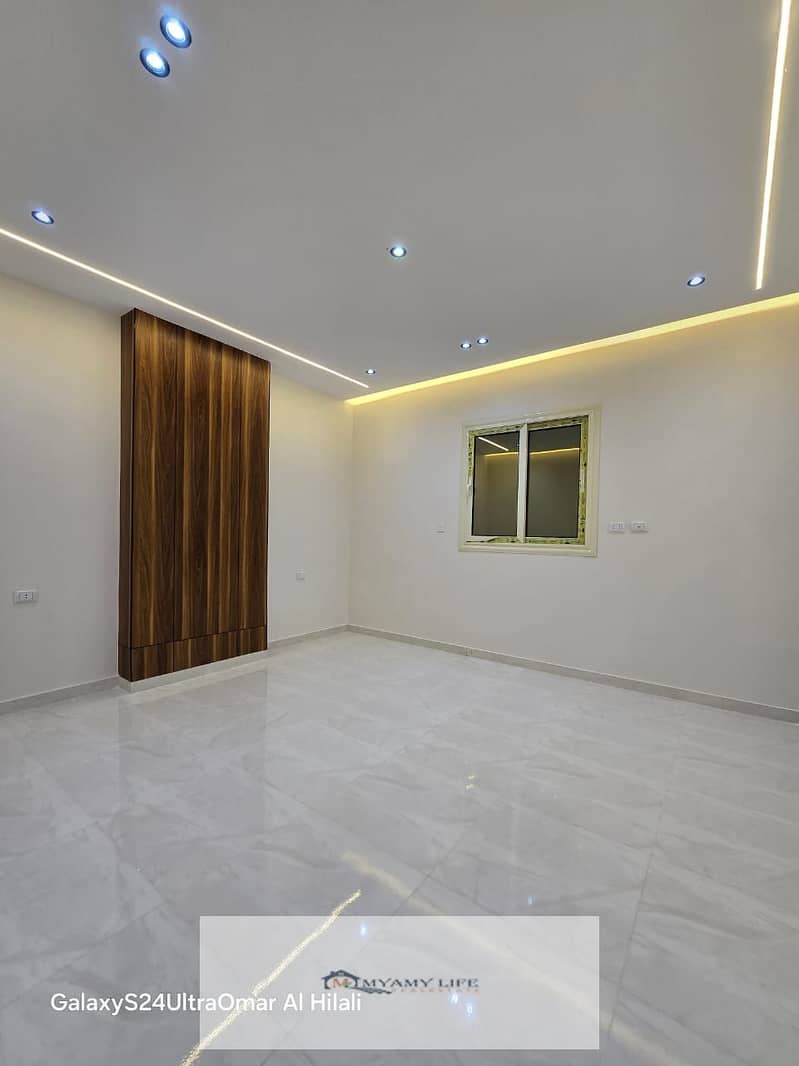 10 WhatsApp Image 2025-09-29 at 5.58. 05 PM. jpeg