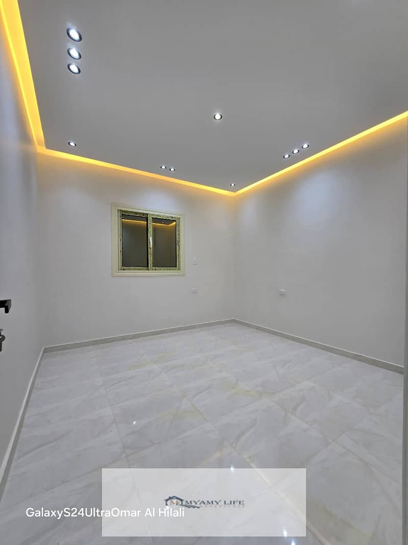 12 WhatsApp Image 2025-09-29 at 5.58. 06 PM (2). jpeg