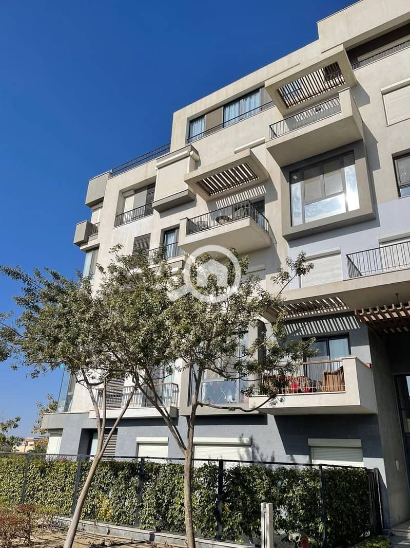 6 0595a74d-433f-426d-8d19-7b2e0f012cc2. jpeg