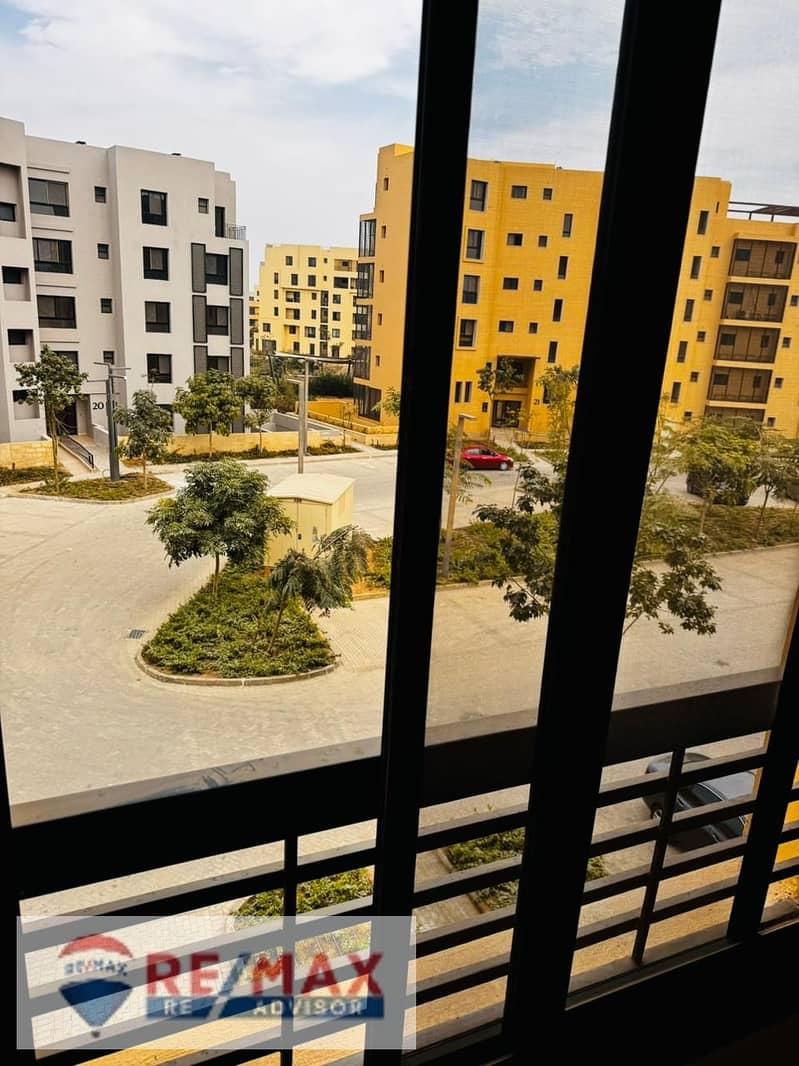 5 WhatsApp Image 2025-10-04 at 2.30. 20 PM (4). jpeg