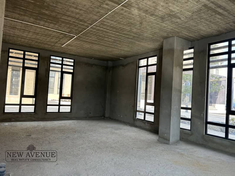 6 WhatsApp Image 2025-09-22 at 6.02. 55 PM. jpeg