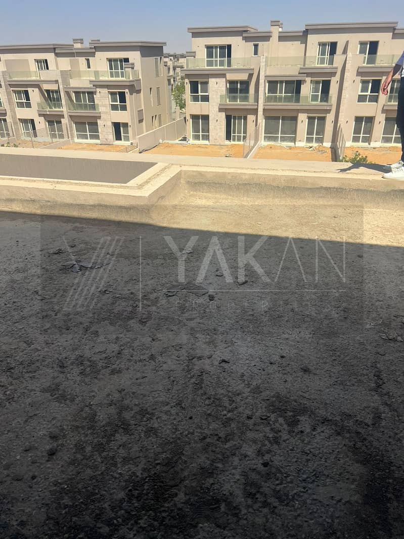 8 WhatsApp Image 2025-09-18 at 22.25. 19. jpeg