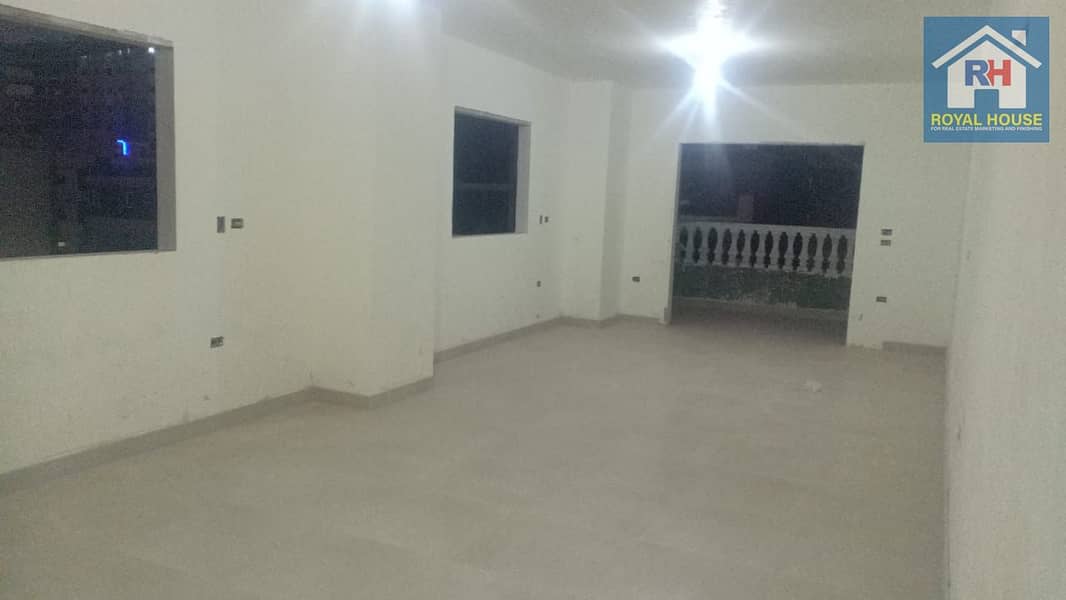 b44104cb-dd3e-456f-8957-048dba8fce52. jpg