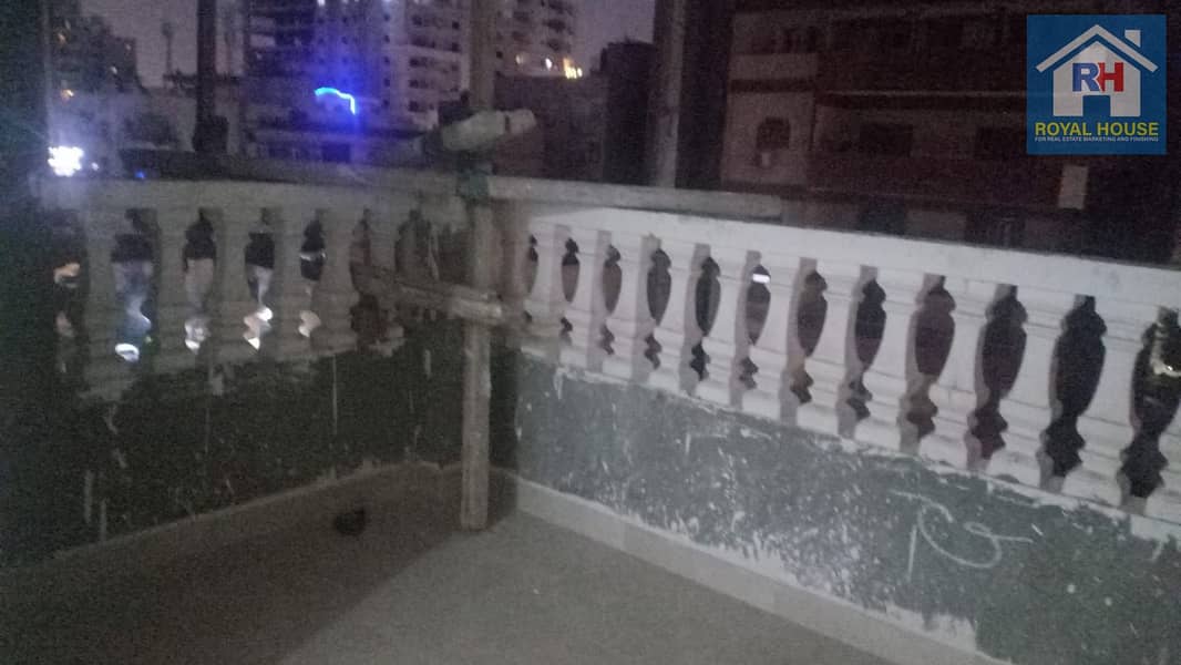 9 33864313-da6a-436f-9e72-856c193f704c. jpg