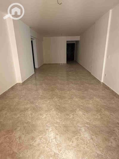 شقة 3 غرف نوم للايجار في سموحة، الإسكندرية - 1000026089. jpg