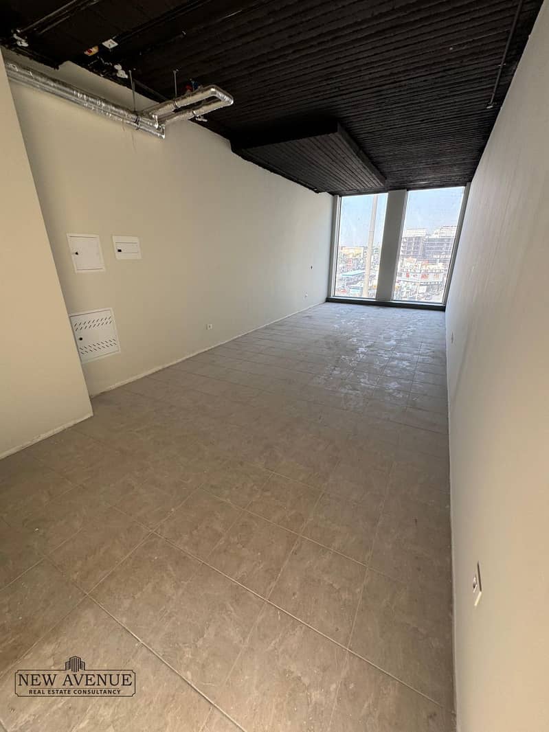 4 WhatsApp Image 2025-10-05 at 1.19. 51 PM (1). jpeg