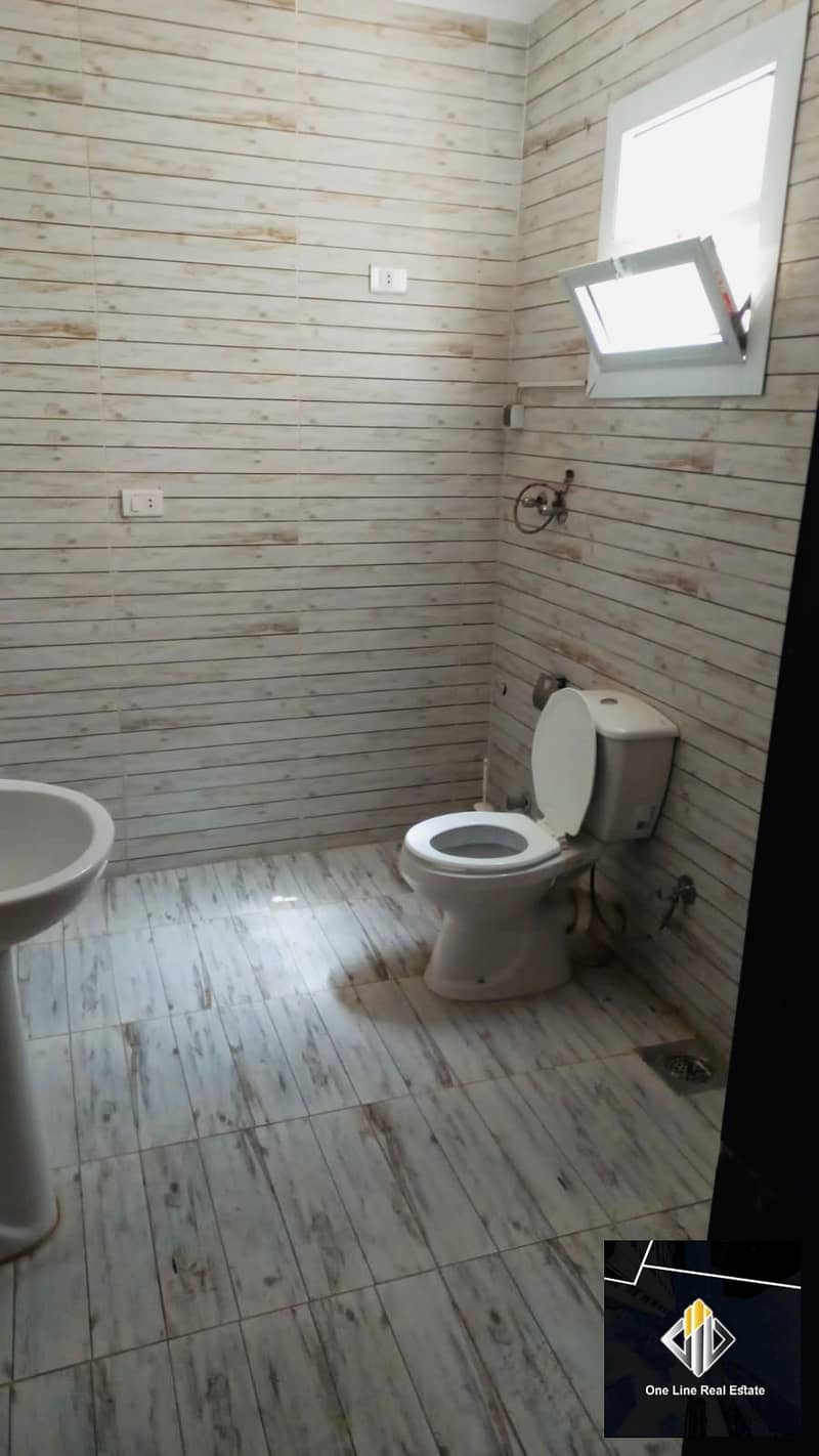 7 6a0576db-51a2-495d-9d87-ee2657916893. jpeg