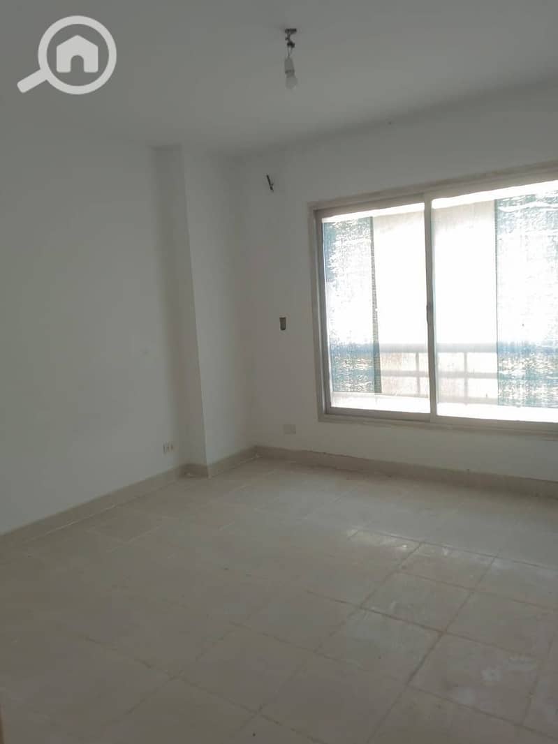 3 0b21fcf1-af94-4e06-a3ea-b25fd0e54c80. jpg