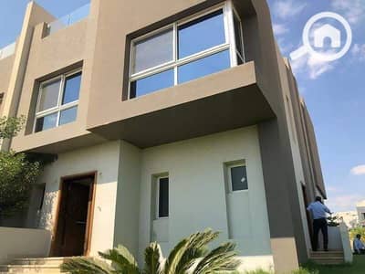 فیلا 3 غرف نوم للبيع في الشيخ زايد، الجيزة - FB_IMG_1694755732927. jpg
