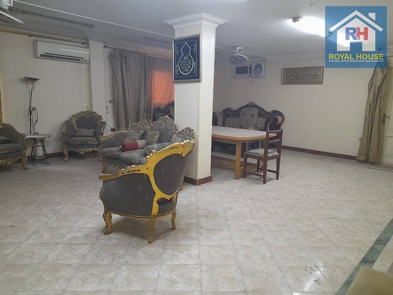 4 8d92654a-89f7-42af-89ff-184bbc3e0800. jpg