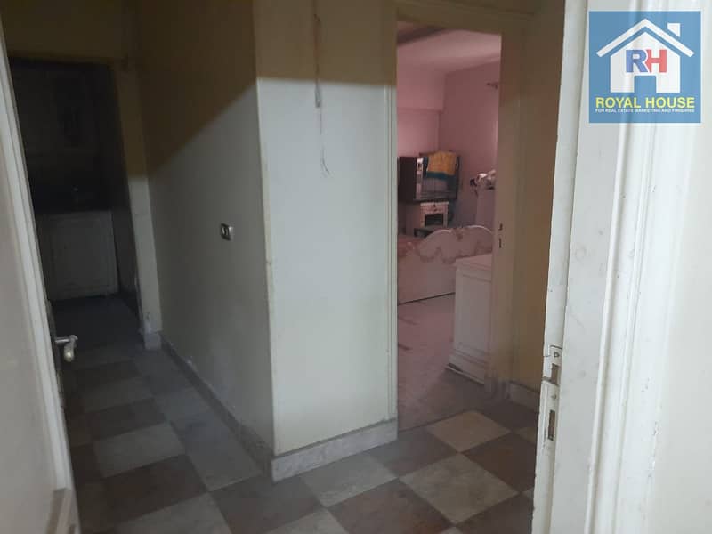 10 bdf0c0b5-8b19-4097-8a7e-9a6d30071e94. jpg