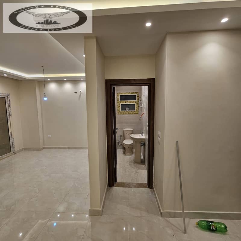 3 ef12c785-2910-4ab0-ba33-fc50e46e5629. jpg