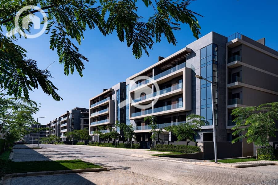 3 الباتيو اورو التجمع الخامس شقق (3). jpg