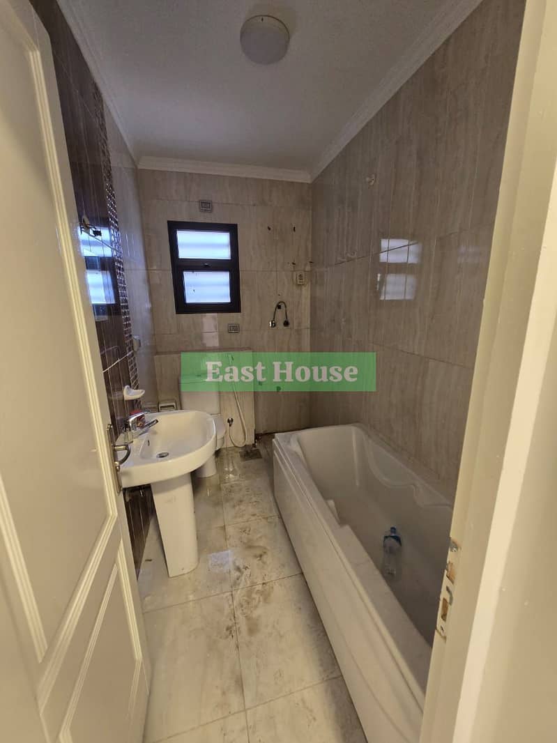 9 866cbf21-ce99-48b8-b56e-45d3e03e4398. jpeg