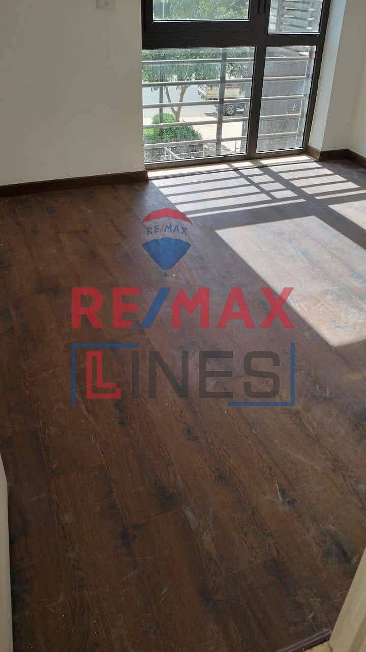 4 WhatsApp Image 2025-10-21 at 3.15. 21 PM (2). jpeg