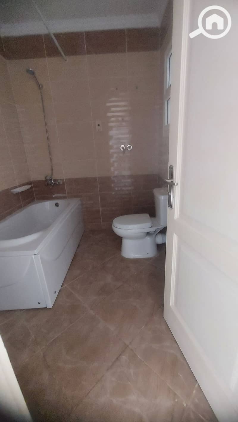 10 ٢٠٢٥١٠٢١_١٣٣٣١٠. jpg