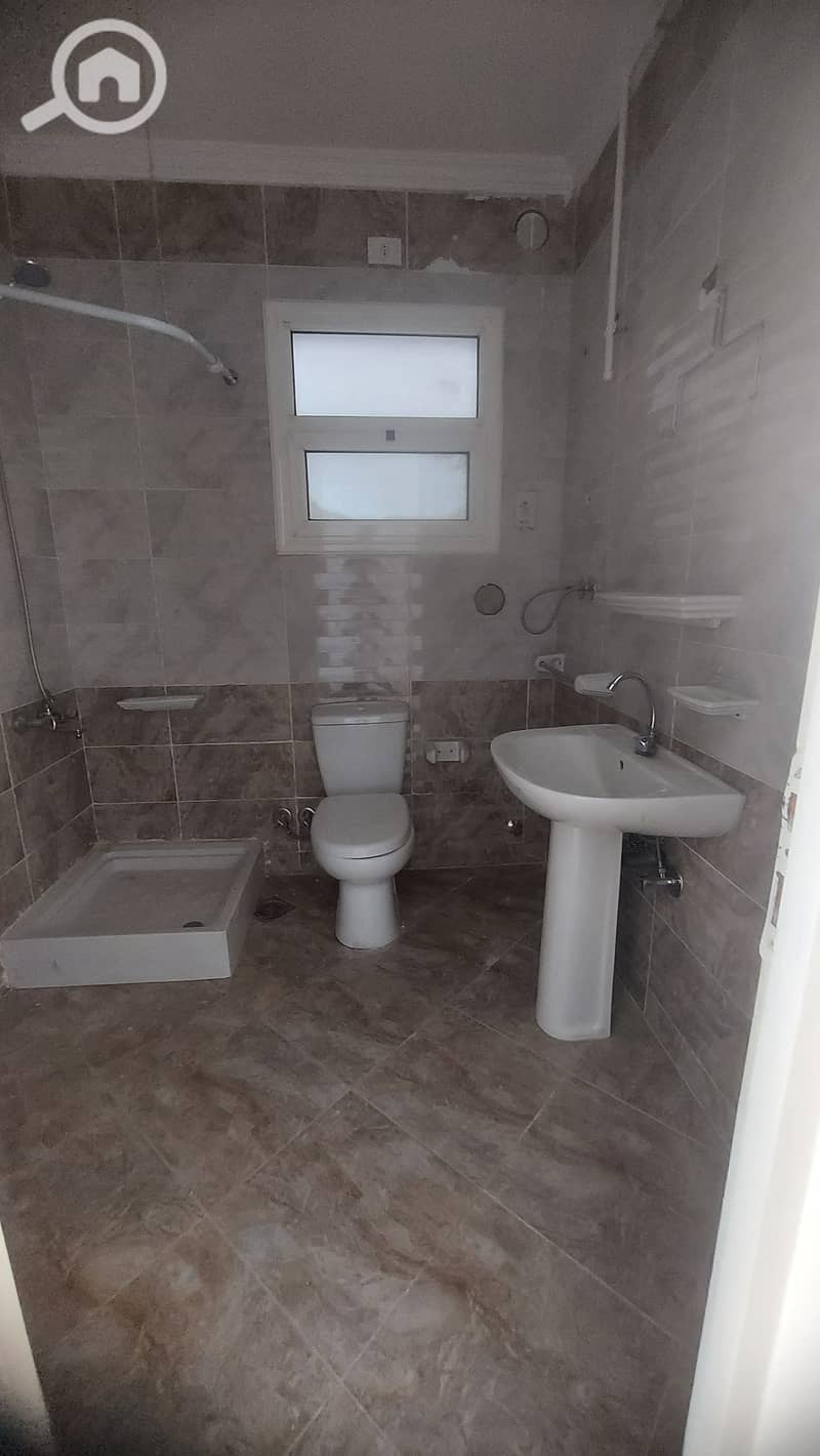 11 ٢٠٢٥١٠٢١_١٣٣٣٠٤. jpg