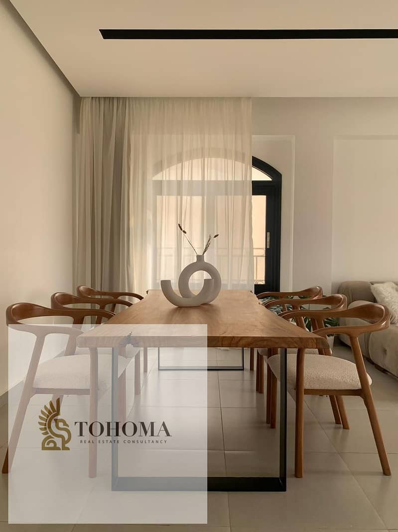 10 63980722-0cd4-4fba-a1ef-c1b27e7fab49. jpg