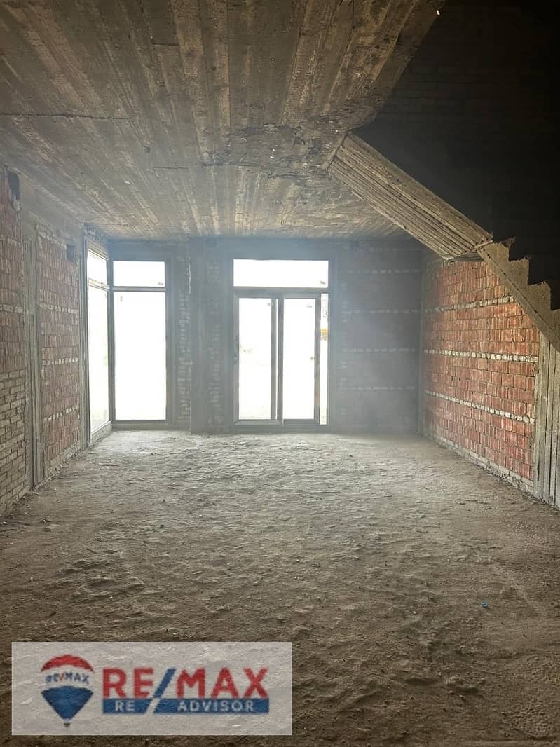 4 WhatsApp Image 2025-10-04 at 3.35. 30 PM (1). jpeg