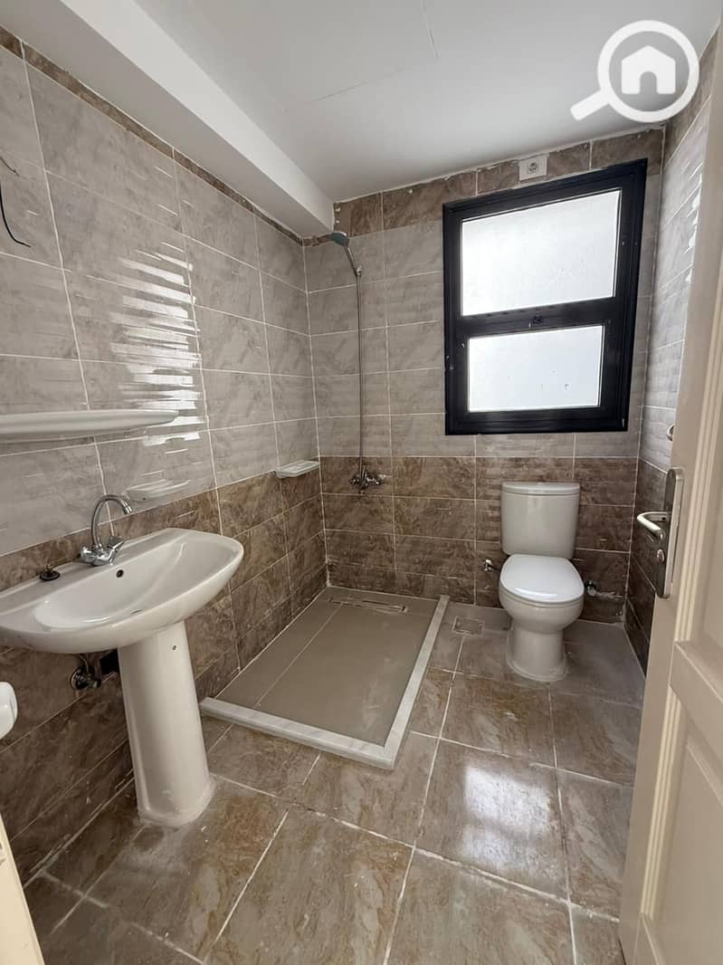 8 WhatsApp Image 2025-10-21 at 4.07. 17 PM. jpeg