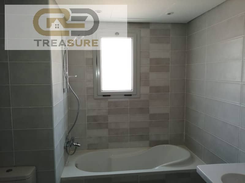 5 WhatsApp Image 2025-10-21 at 3.49. 59 PM (4). jpeg