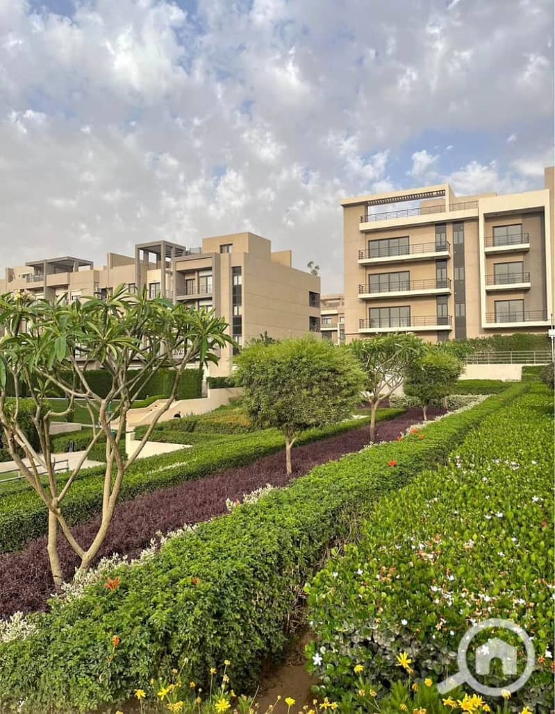 2 5d978cb3-6f5e-40b9-b741-a4ad3cfbc72f. jpg