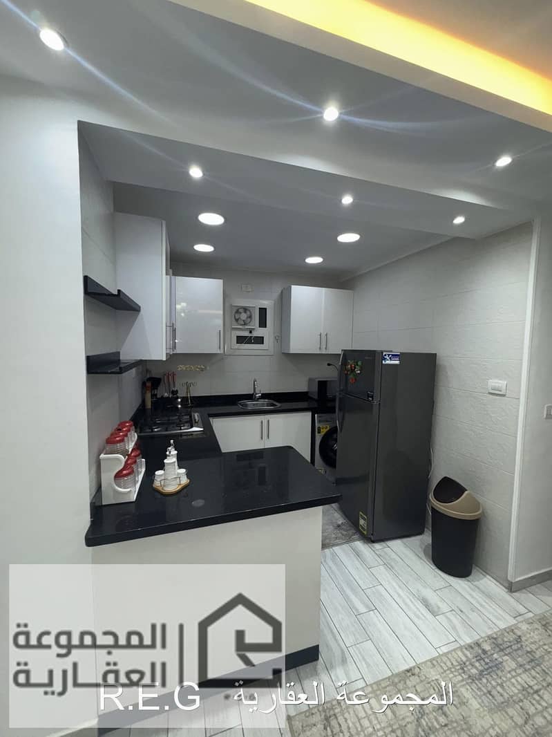 4 4ea22a92-d9ce-4d9a-a734-d4f0d4542d97. jpg