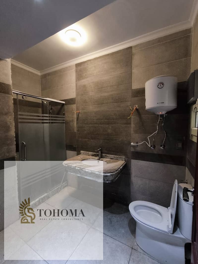 8 fe0e498c-711f-418c-9072-26d5ba2f1512. jpg