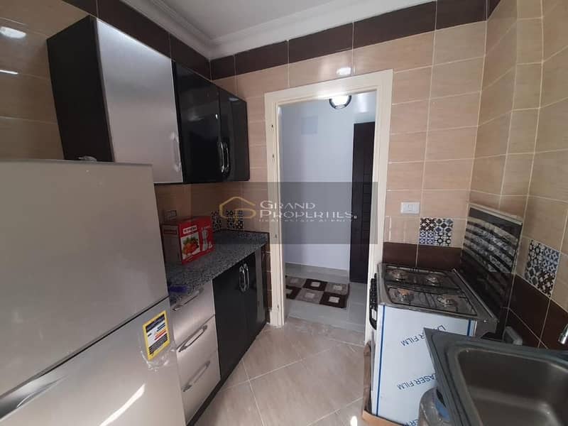 7 af2a458b-fa87-48dc-a4d1-3bd2b71de246. jpg