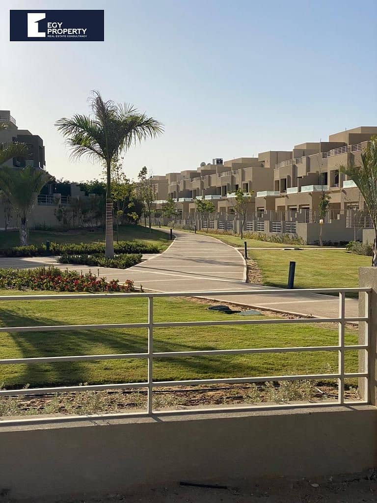 10 a3f40bf2-131d-4fc7-b6f5-923987b6b297. jpg